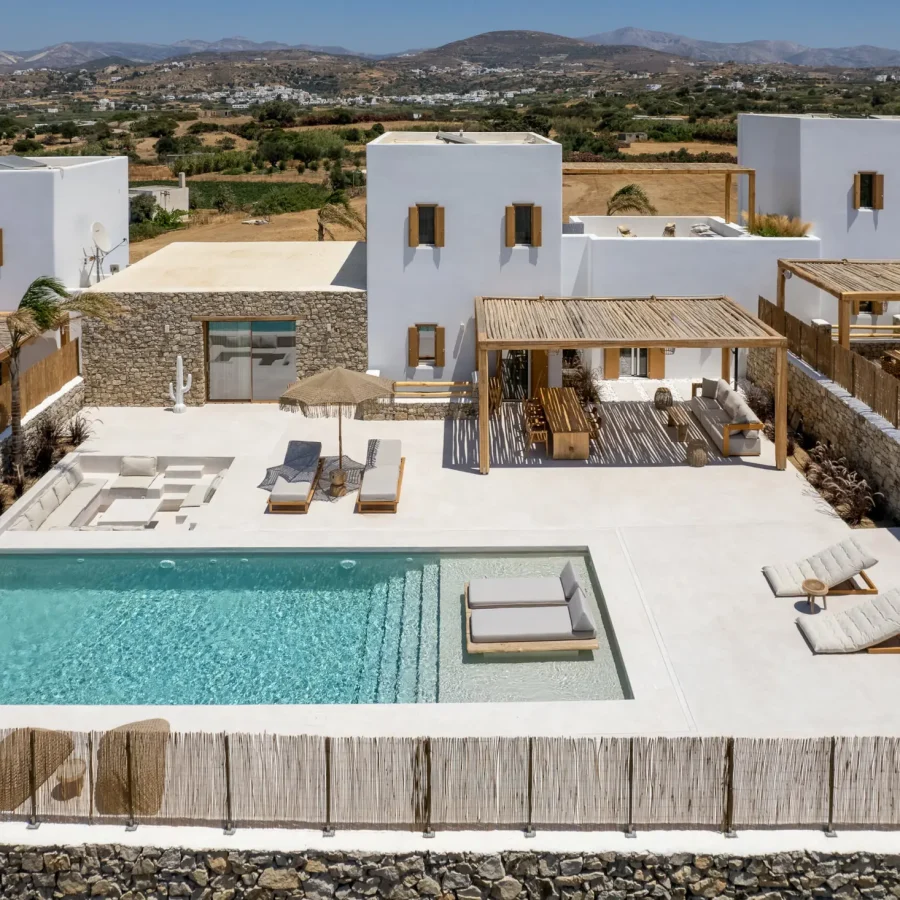 Eclectic Villa outdoor living